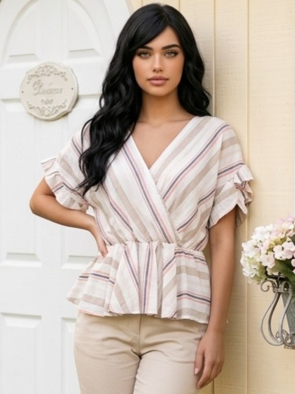 Mi Ami Faux Wrap Top XL White Beige Orange Striped Shortsleeve V-Neck EUC